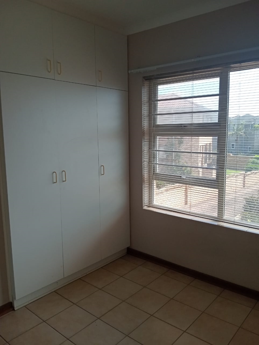 To Let 2 Bedroom Property for Rent in Wavecrest Eastern Cape